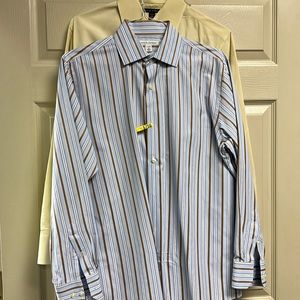 2 Like New Banana Republic button down shirts. M 15-15 1/2